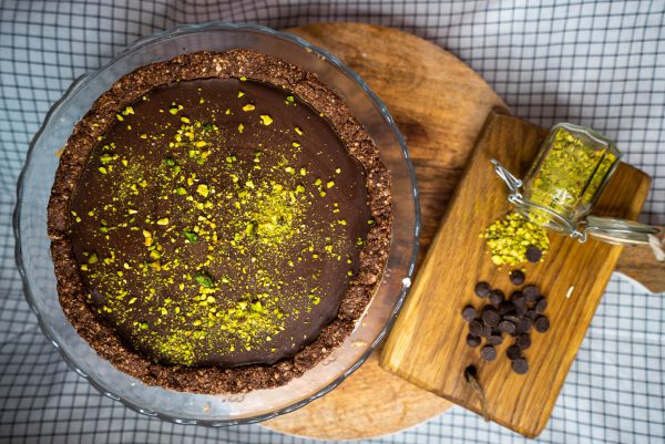 Vegan chocolate pie