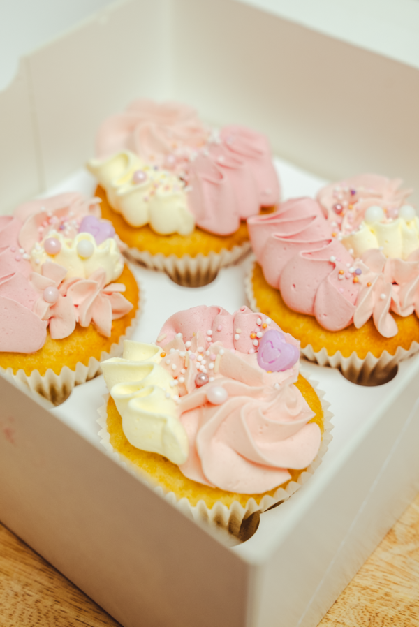 pink cupcakes - Image 2